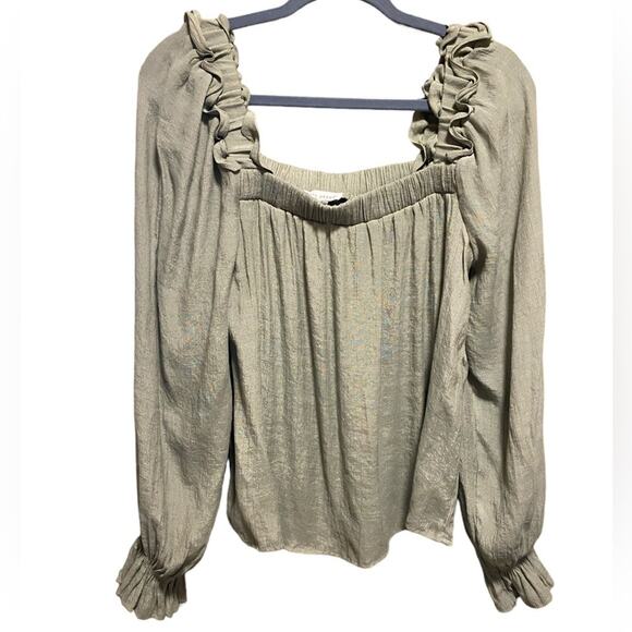 Blu Pepper Ruffled Blouse Women's Size L Sage Green Puff Sleeve Crepe Square - Picture 3 of 13